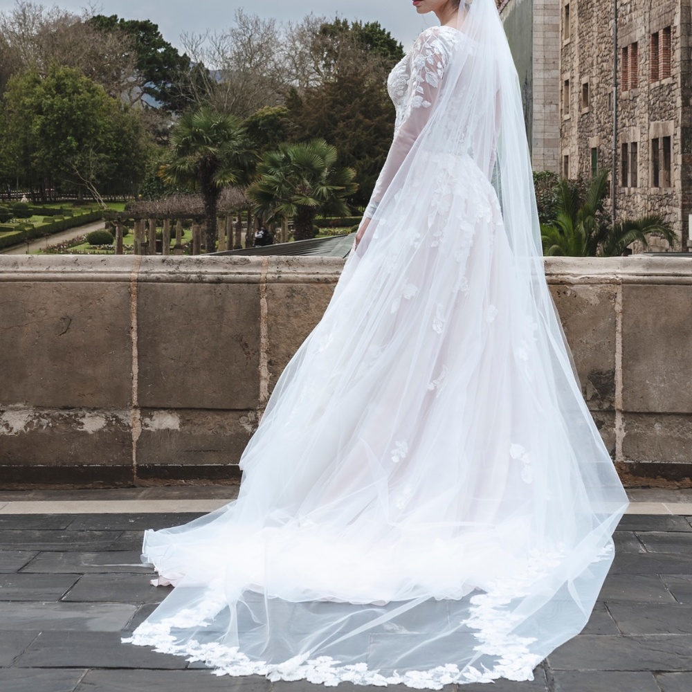 Wedding dress